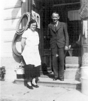 Antonín Souček s manželkou, obchodník a starosta