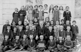 II. třída obecné školy, 1913