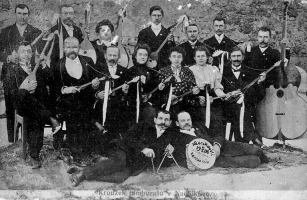 Kroužek tamburašů, 1913